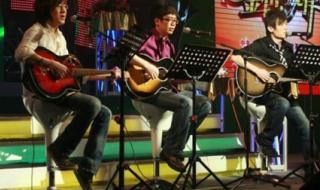 歌曲让泪化作相思雨 歌曲让泪化作相思雨